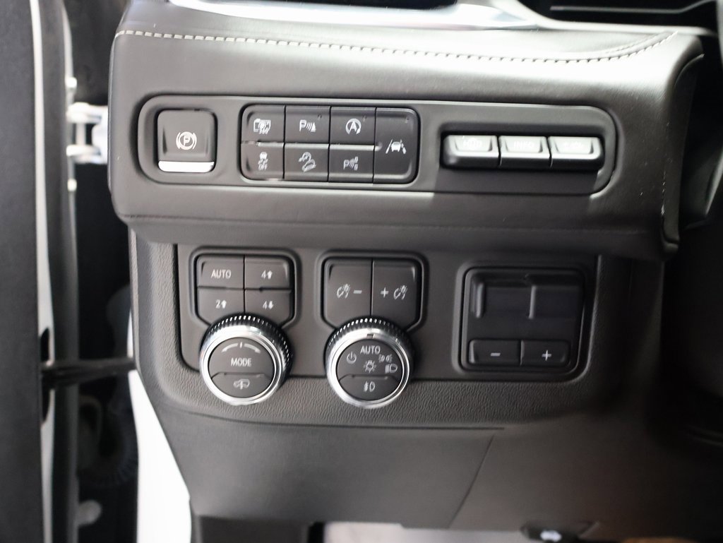 Certified 2023 GMC Yukon Denali Ultimate image 15