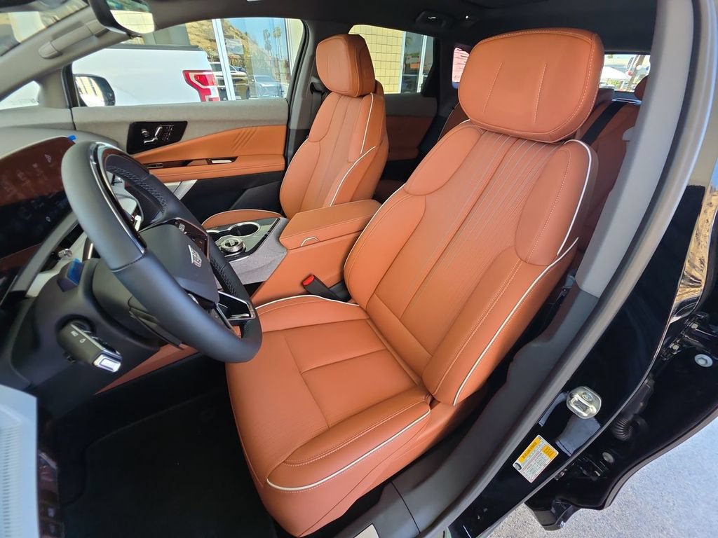 Used 2026 Cadillac Optiq Luxury 2 RWD image 20