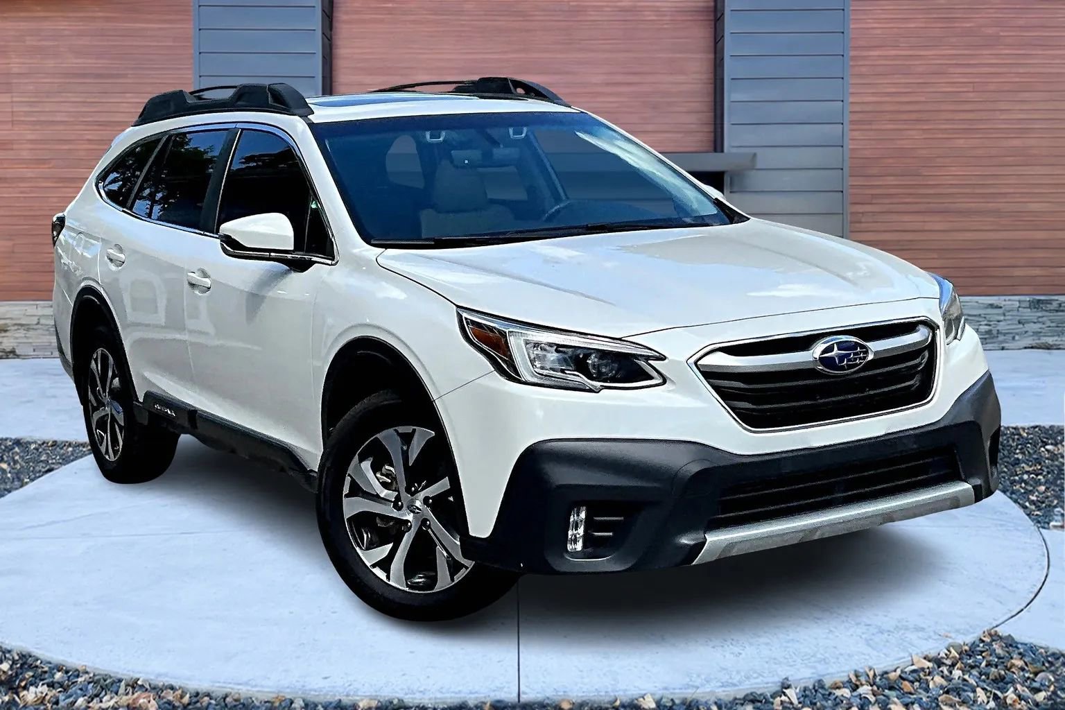Used 2022 Subaru Outback Limited w/ Popular Package #2 image 1