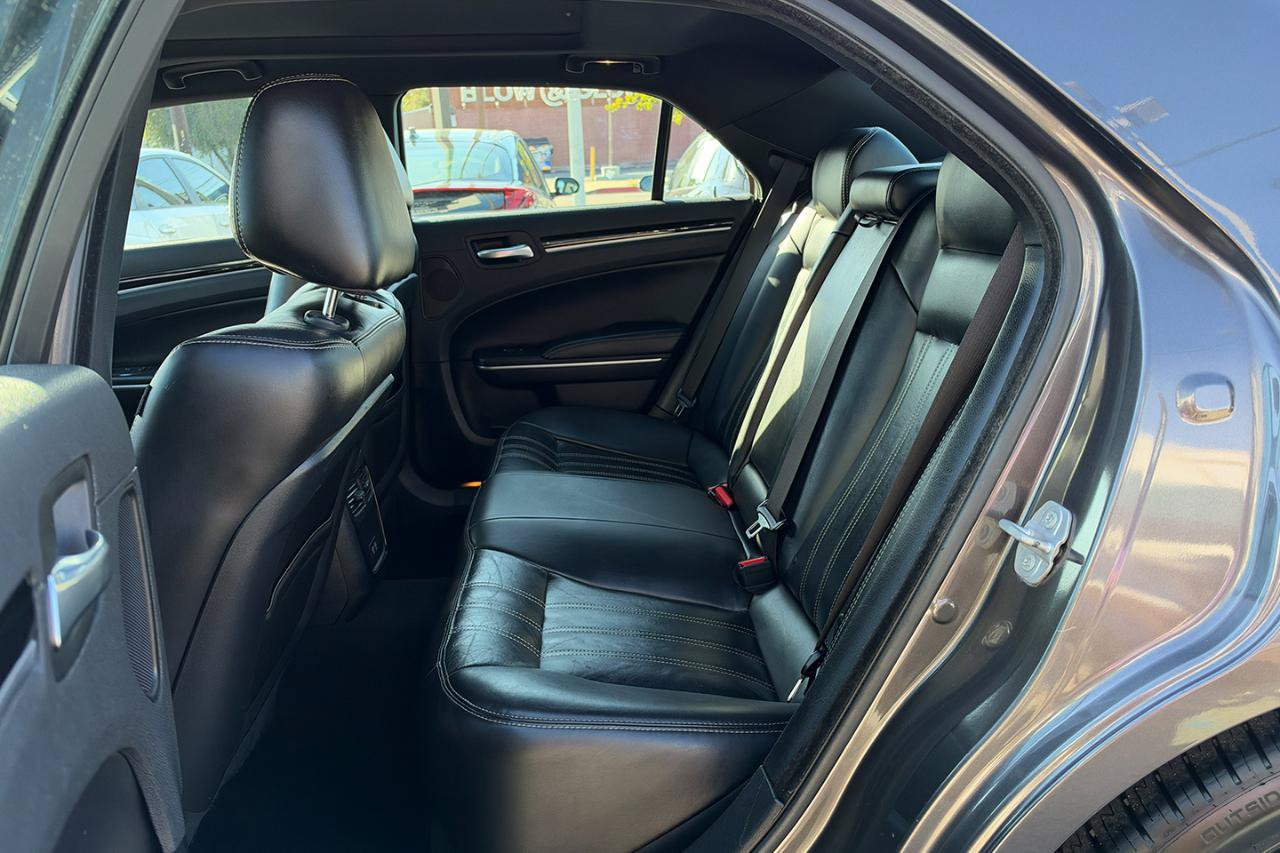 Used 2022 Chrysler 300 S RWD image 20