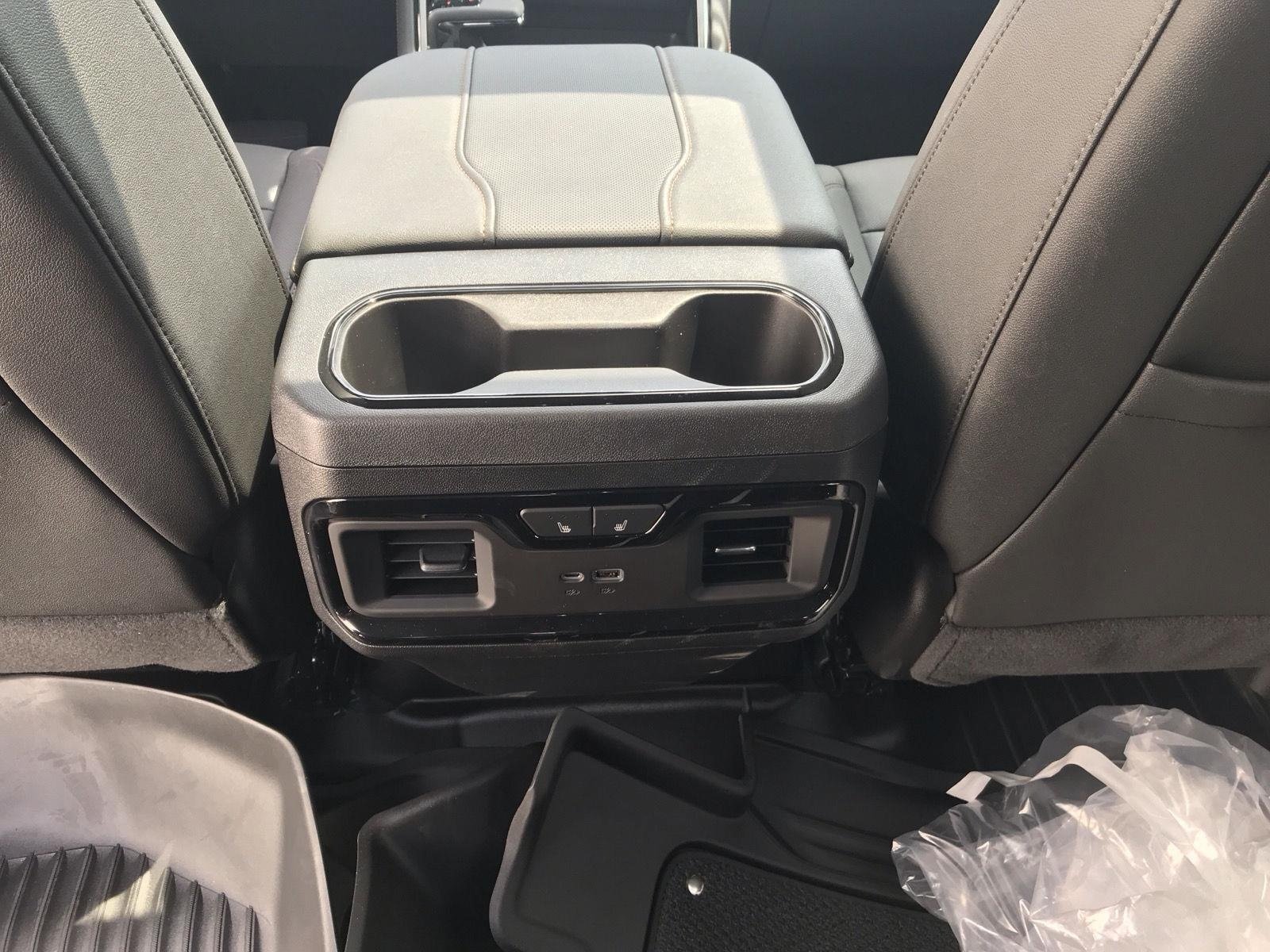 New 2026 GMC Sierra 1500 AT4 w/ AT4 Premium Package AWD/4WD image 28