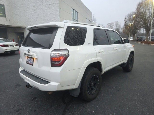 Used 2016 Toyota 4Runner SR5 image 6