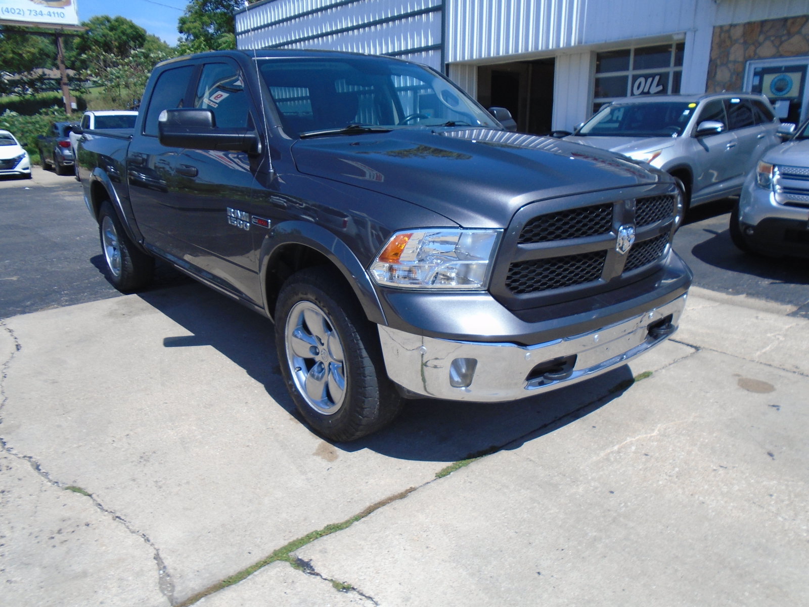 Used 2018 RAM 1500 Outdoorsman AWD/4WD image 8