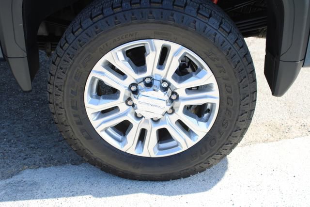 Used 2023 GMC Sierra 3500 Denali w/ Denali Ultimate Package AWD/4WD image 14