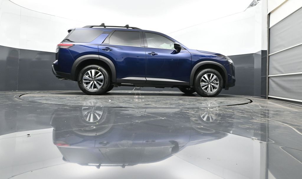 New 2026 Nissan Pathfinder SL image 29