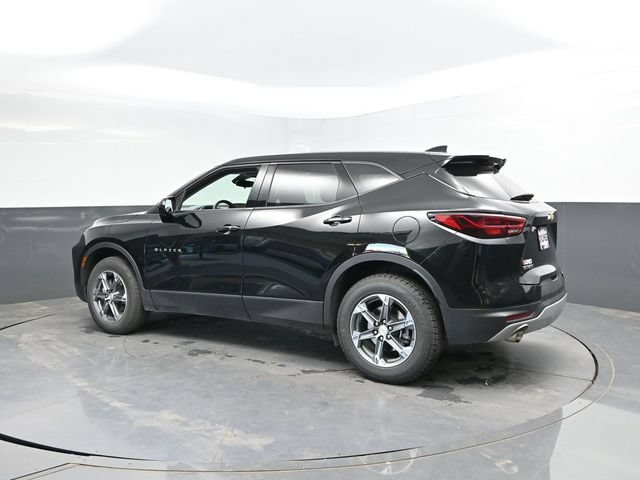 Used 2025 Chevrolet Blazer LT FWD image 10