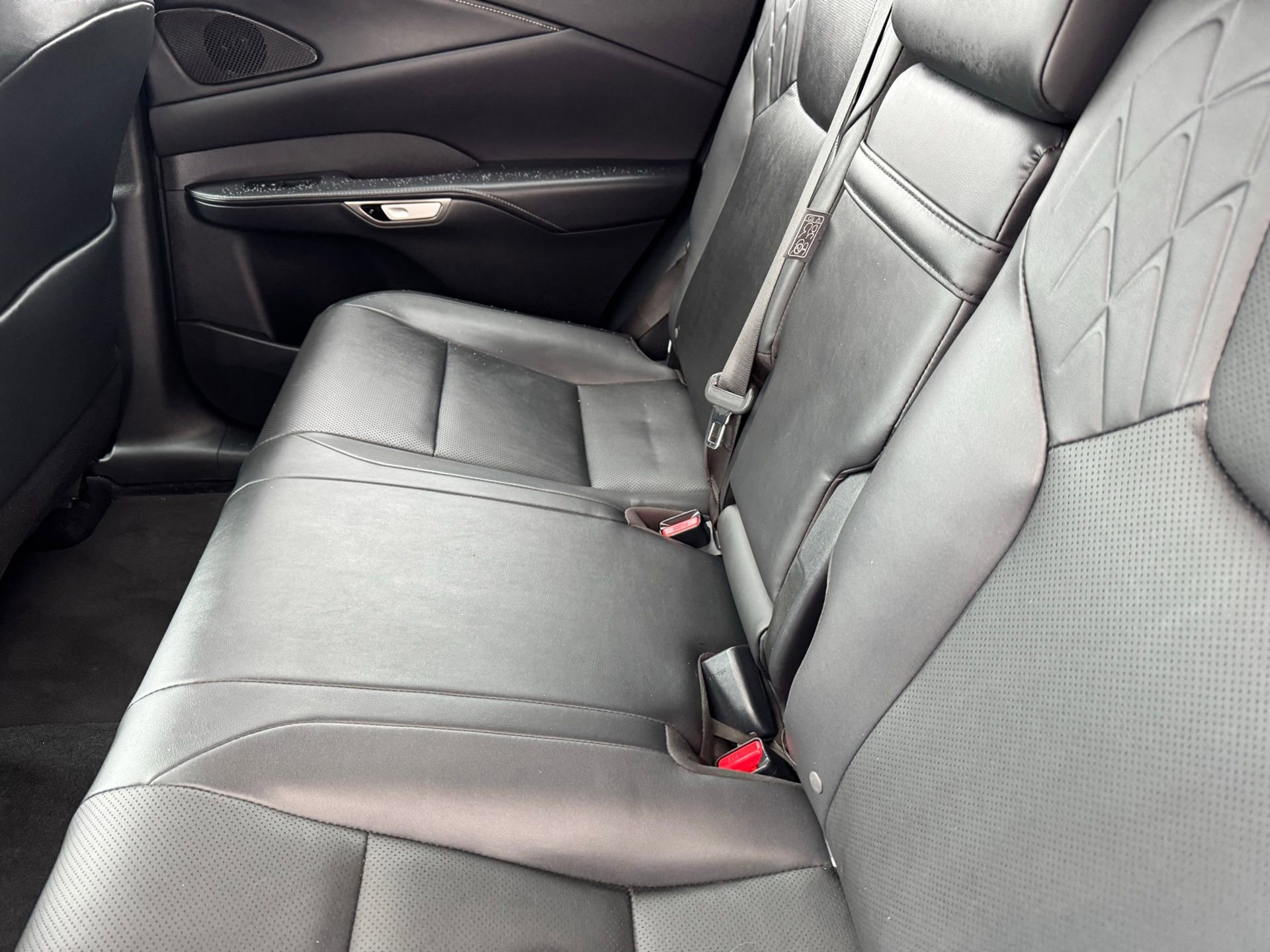 Used 2023 Lexus RX 350 Premium w/ Accessory Package (Z1) image 14