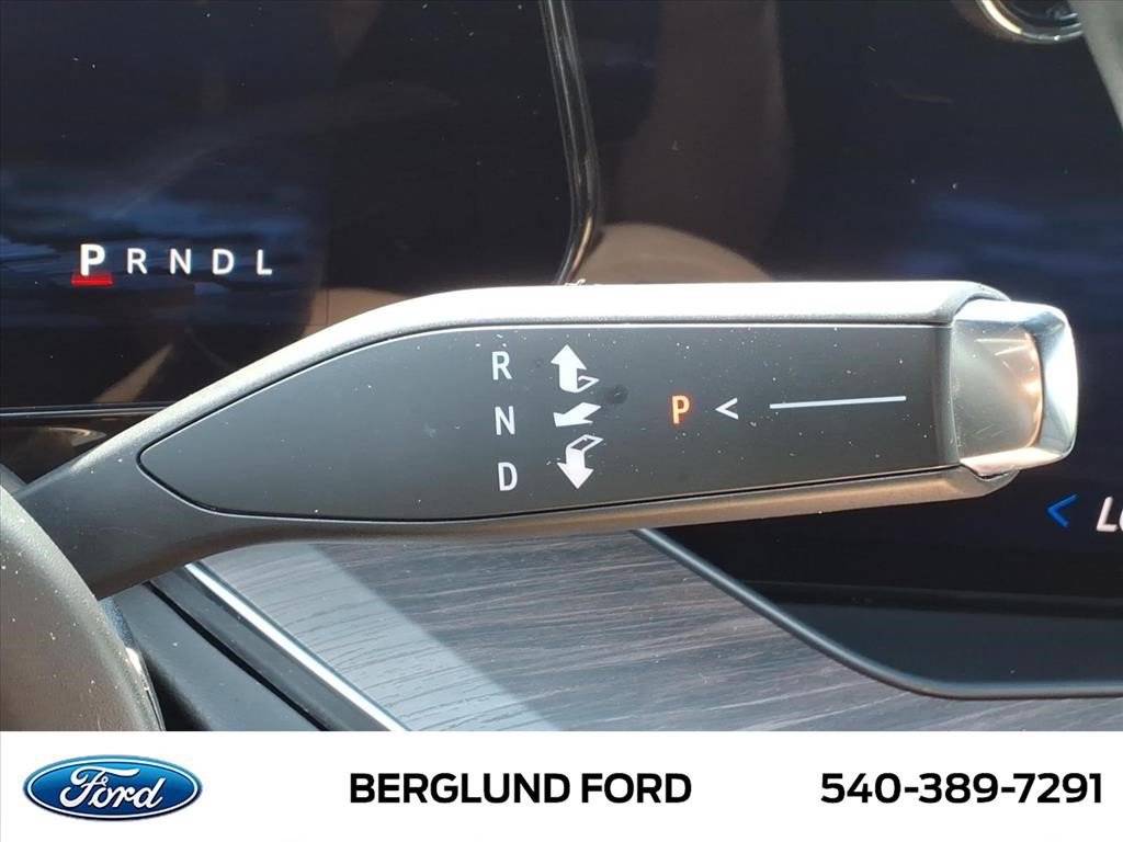 Used 2025 Chevrolet Tahoe LT AWD/4WD image 36