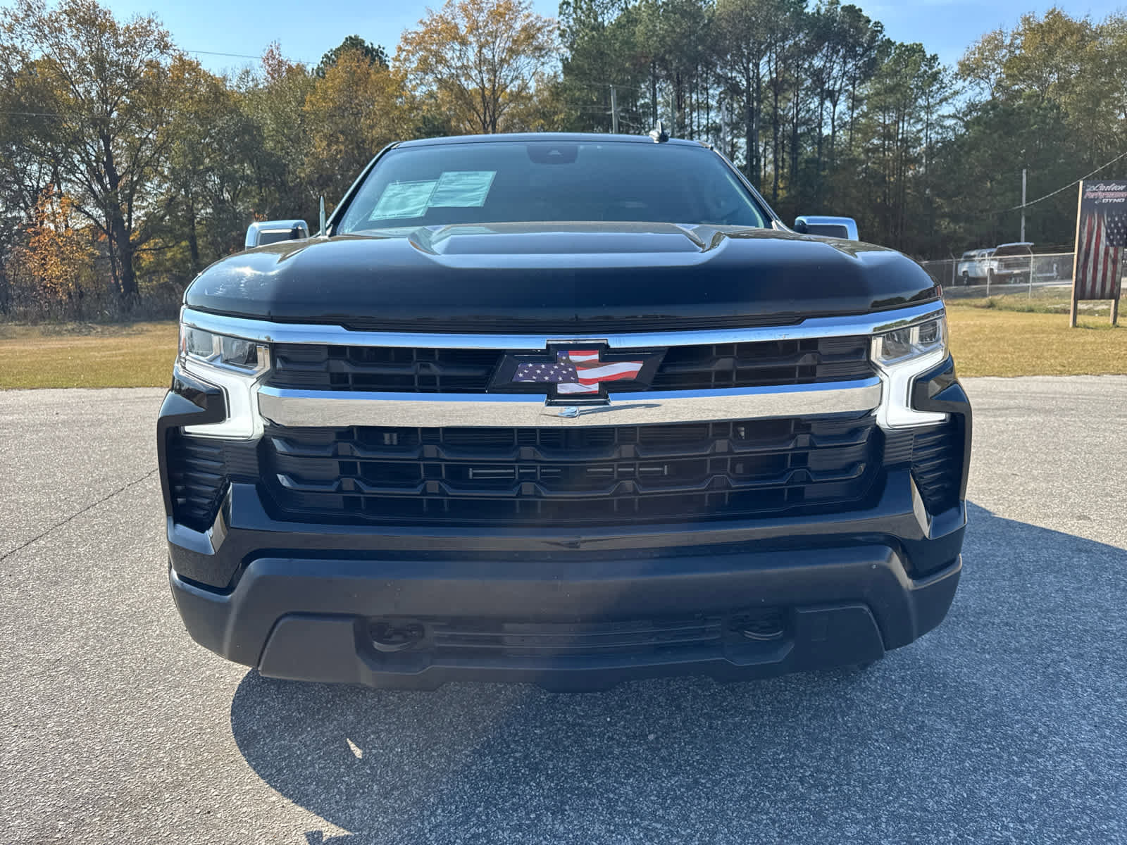 Used 2023 Chevrolet Silverado 1500 LT image 11