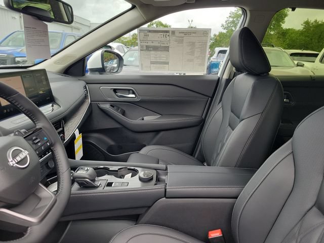 New 2026 Nissan Rogue Platinum AWD/4WD image 16