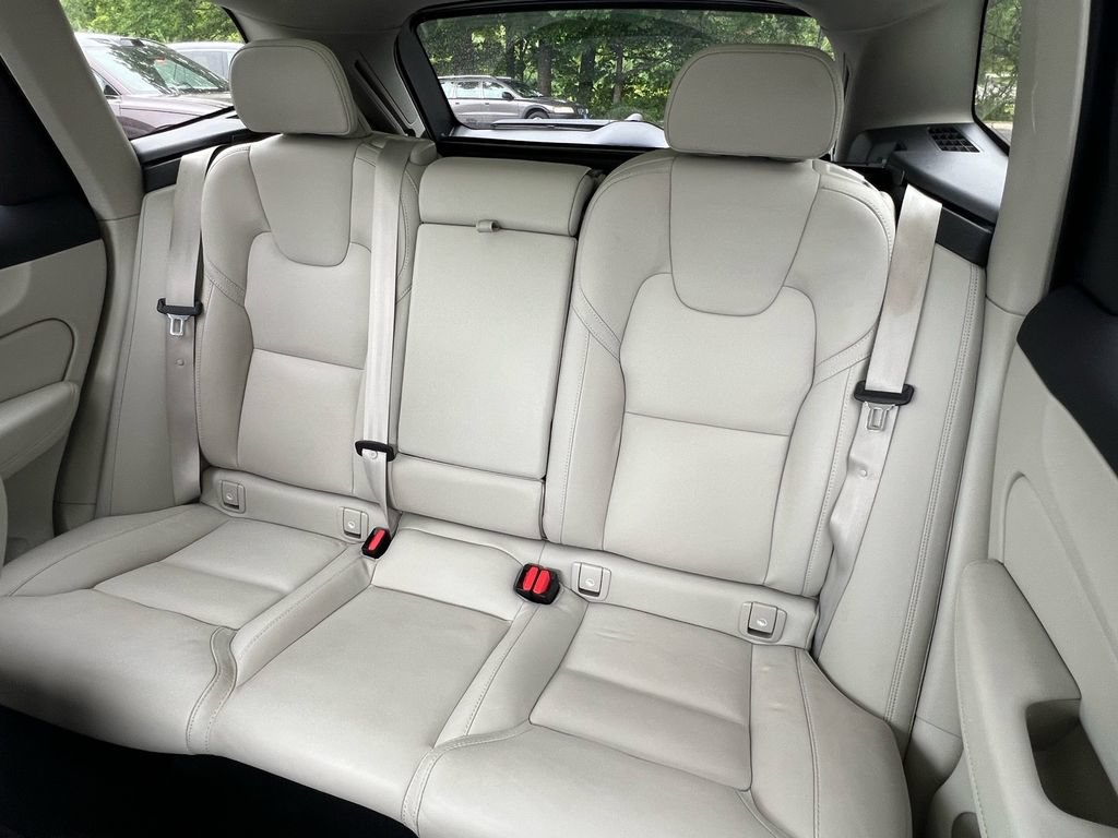 Certified 2023 Volvo XC60 B6 Ultimate w/ Climate Package AWD/4WD image 22