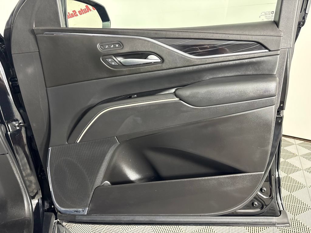 Used 2023 Cadillac Escalade Sport AWD/4WD image 38