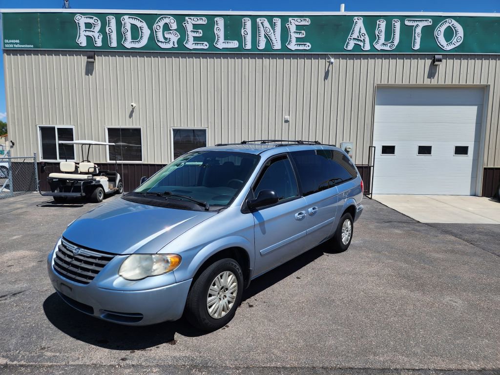 Used 2005 Chrysler Town & Country LX w/ Popular Equipment Group II