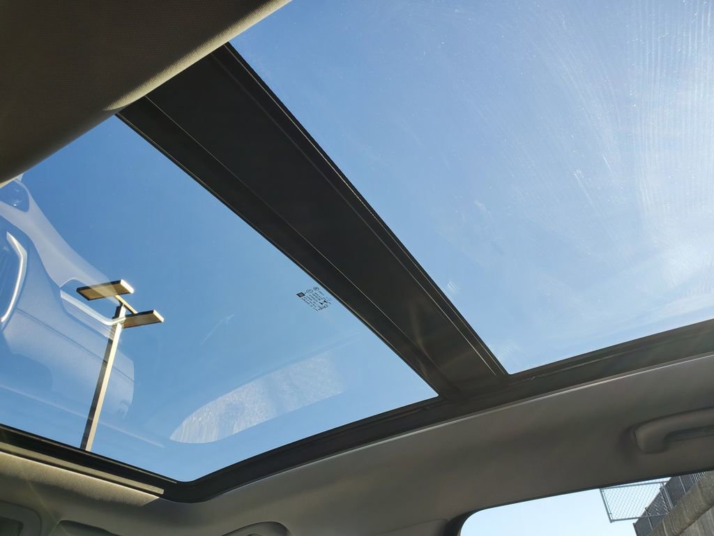 Used 2019 GMC Terrain SLT w/ Preferred Package image 38