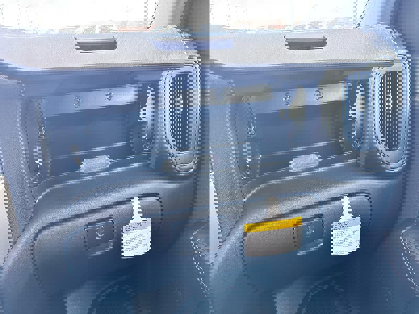 New 2025 GMC Sierra 2500 Pro w/ Convenience Package image 28