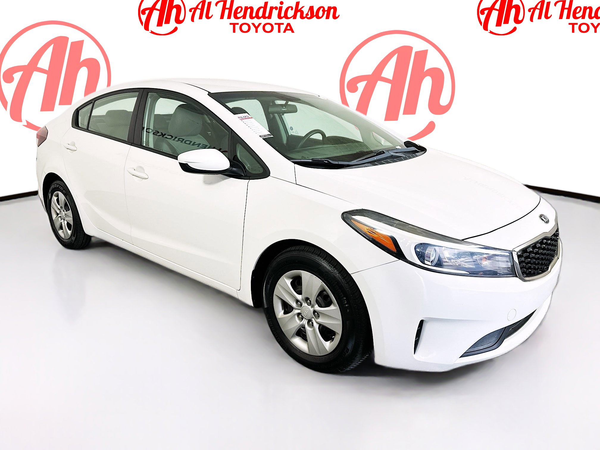 Used 2017 Kia Forte LX image 1