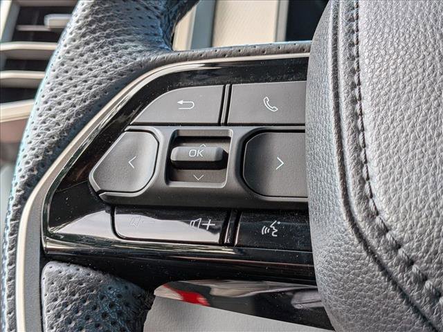 Used 2022 Toyota Tundra Limited AWD/4WD image 12