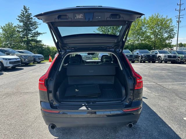 Used 2021 Volvo XC60 T5 Momentum AWD/4WD image 38