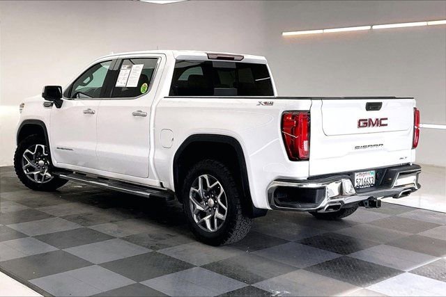 Used 2022 GMC Sierra 1500 SLT w/ SLT Premium Plus Package AWD/4WD image 10