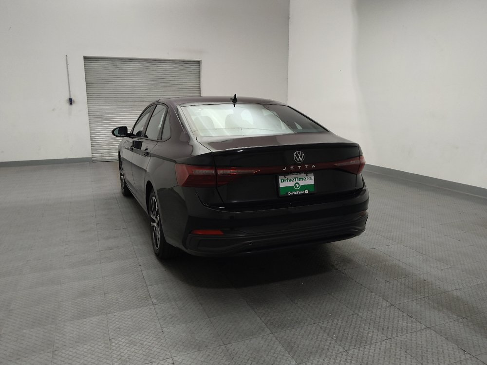 Used 2025 Volkswagen Jetta Sport FWD image 6