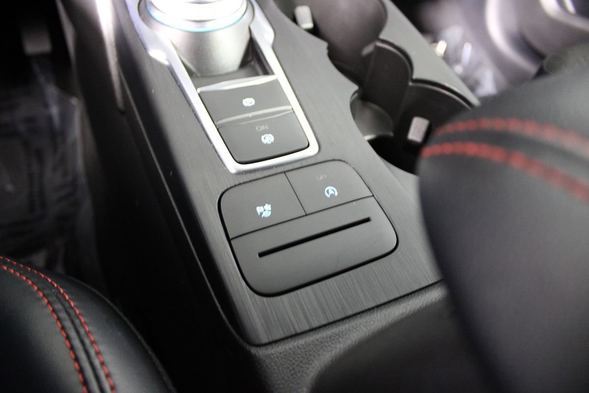 Used 2025 Ford Escape ST-Line FWD image 15