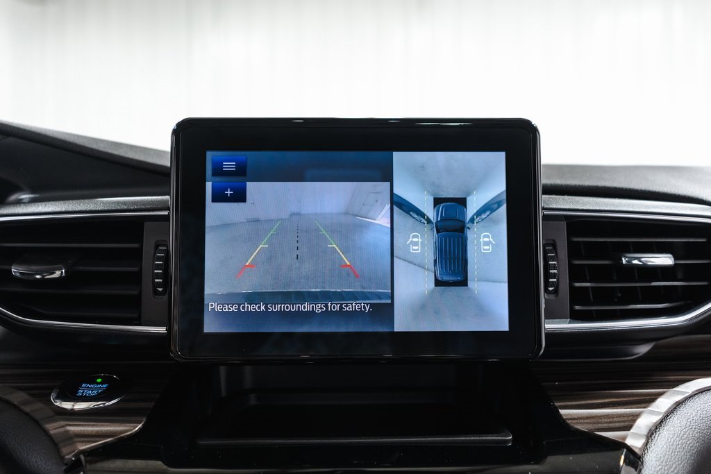 Used 2021 Ford Explorer Limited w/ Equipment Group 301A image 16