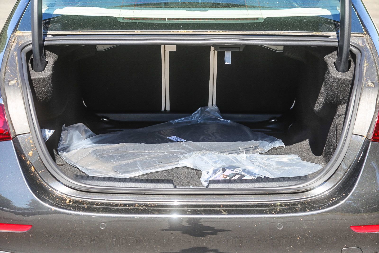 New 2025 Mercedes-Benz E 350 4MATIC Sedan image 24