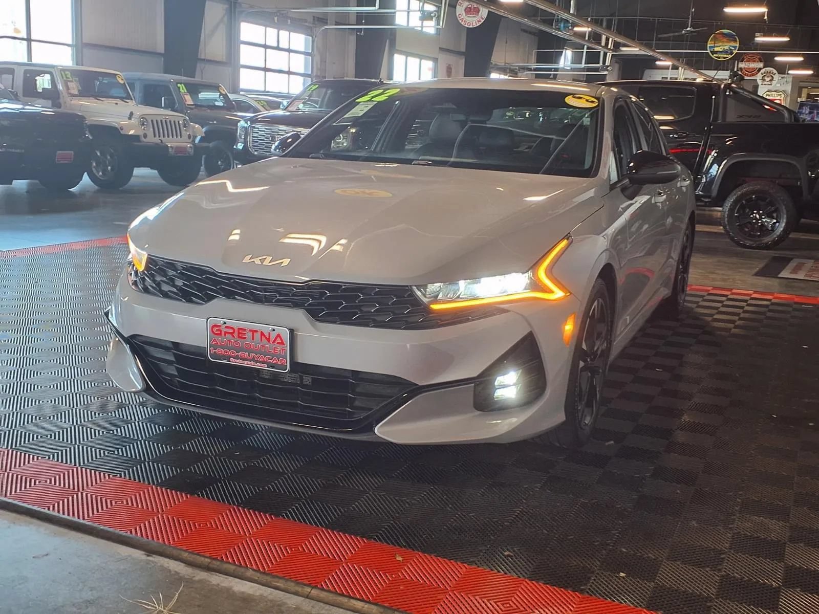 Used 2022 Kia K5 GT-Line AWD/4WD image 4