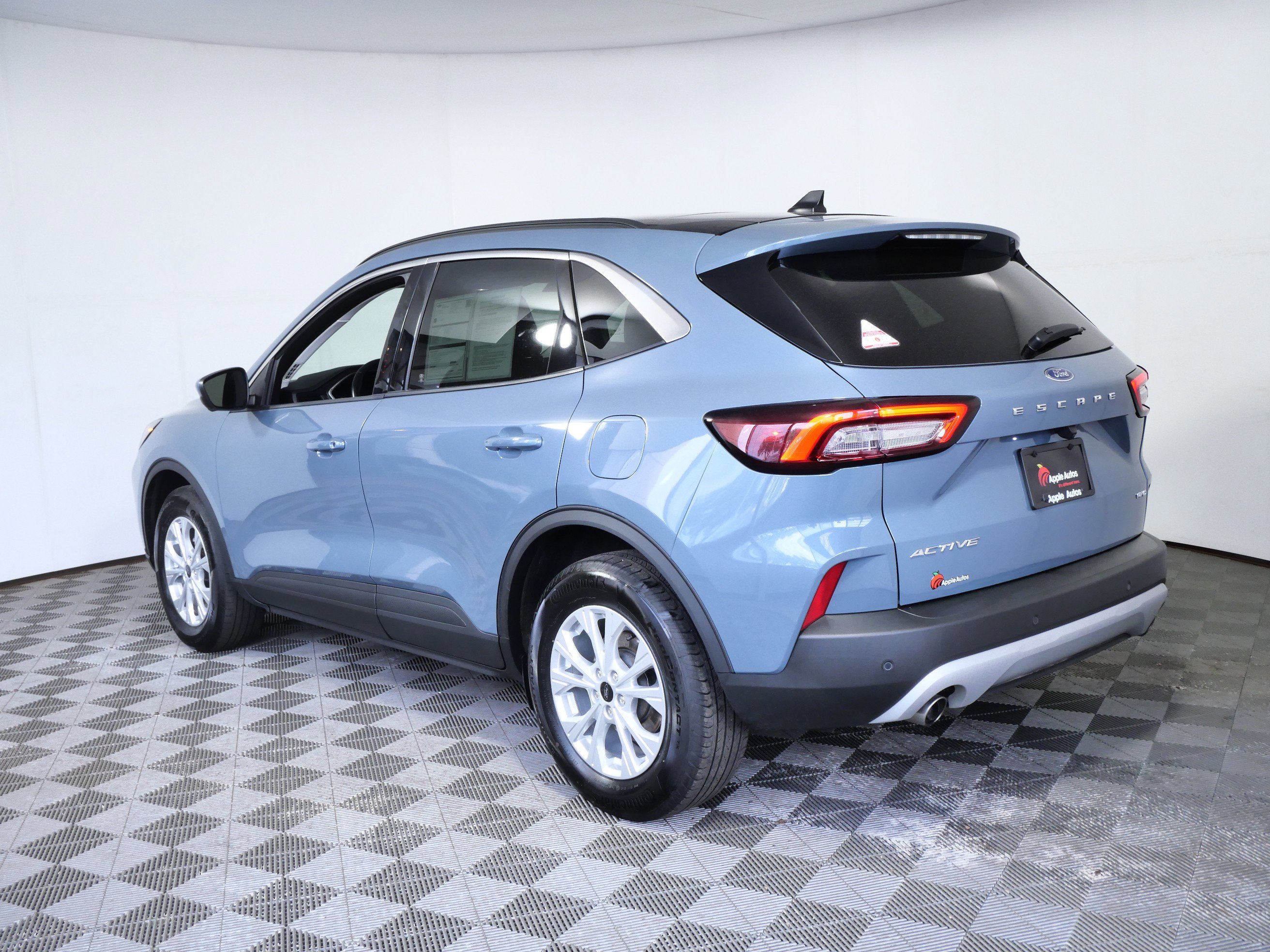 Certified 2023 Ford Escape Active w/ Tech Pack #2 AWD/4WD image 6