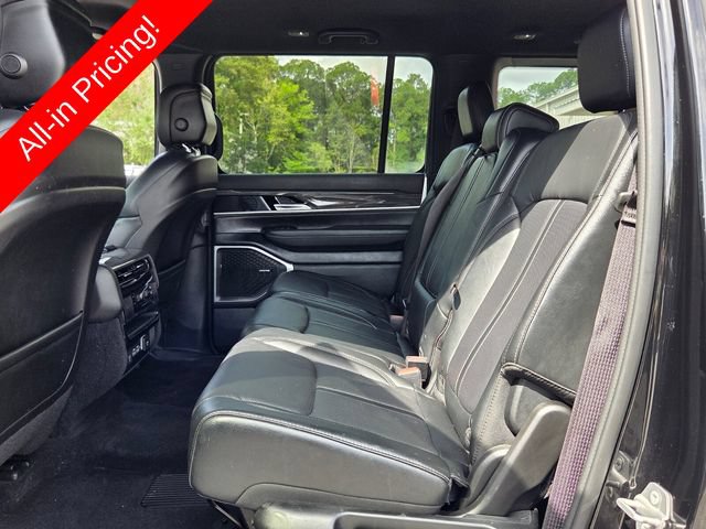 Used 2022 Jeep Wagoneer Series II RWD image 10