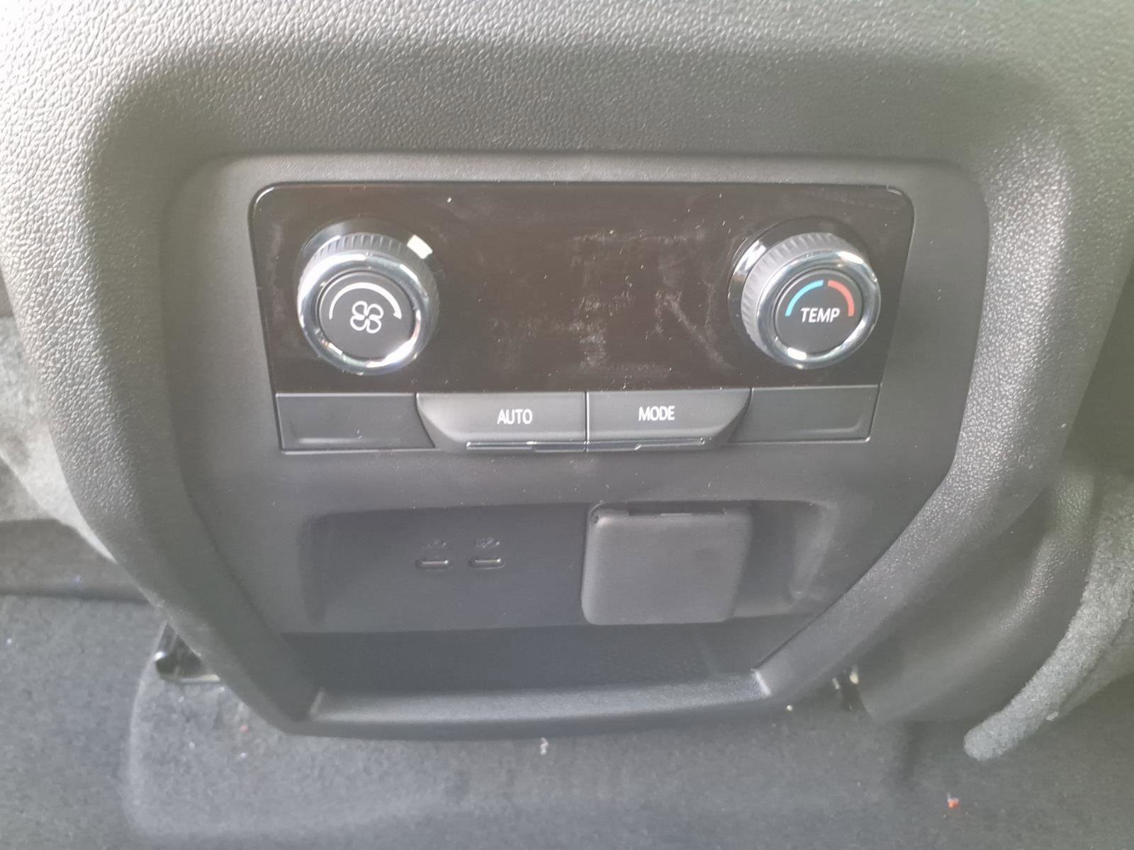 New 2026 Chevrolet Traverse LT image 13