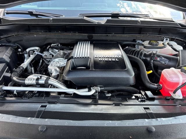 Used 2024 Chevrolet Tahoe RST w/ Luxury Package AWD/4WD image 35