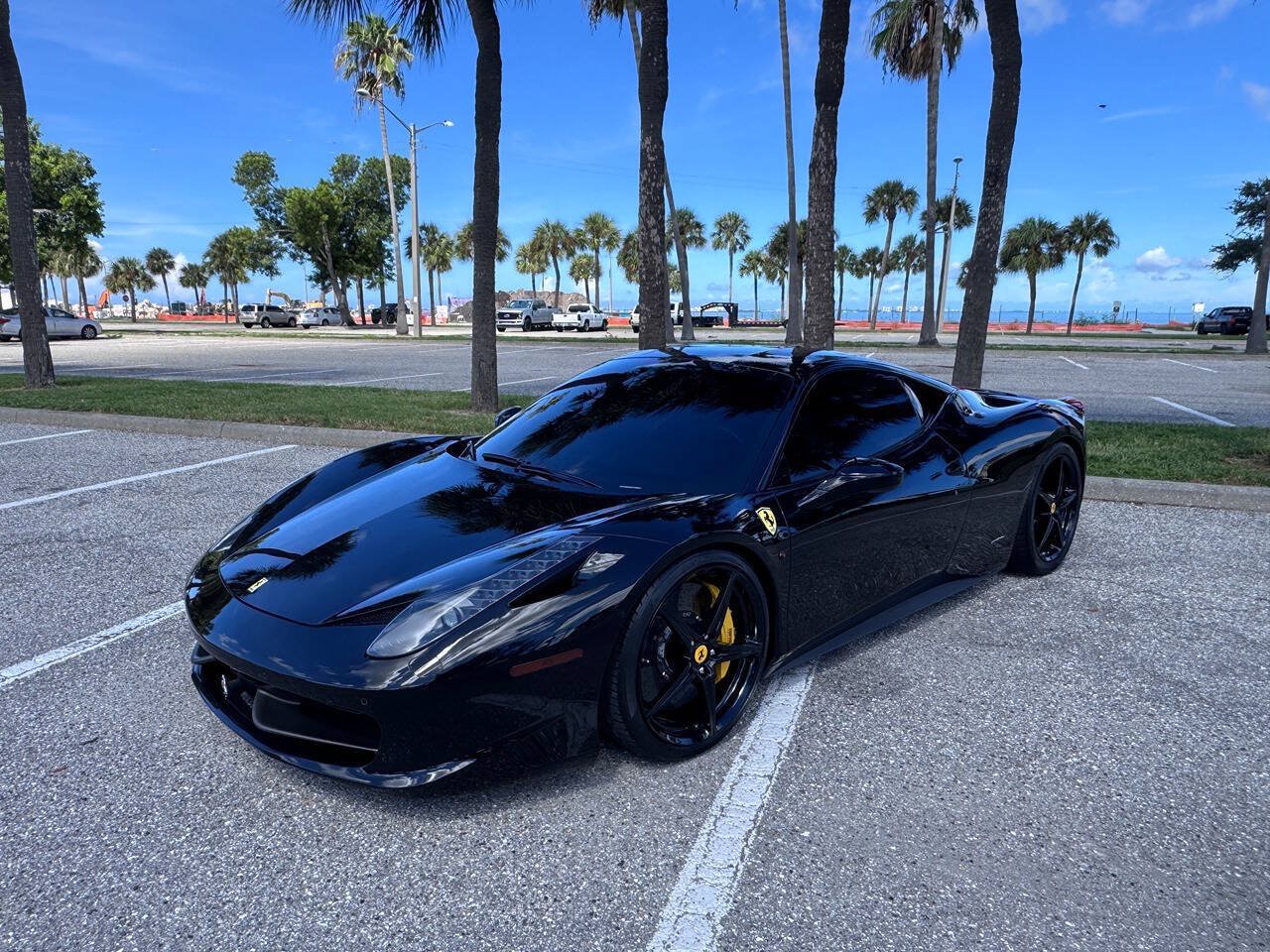 Used 2010 Ferrari 458 Italia Coupe RWD image 10