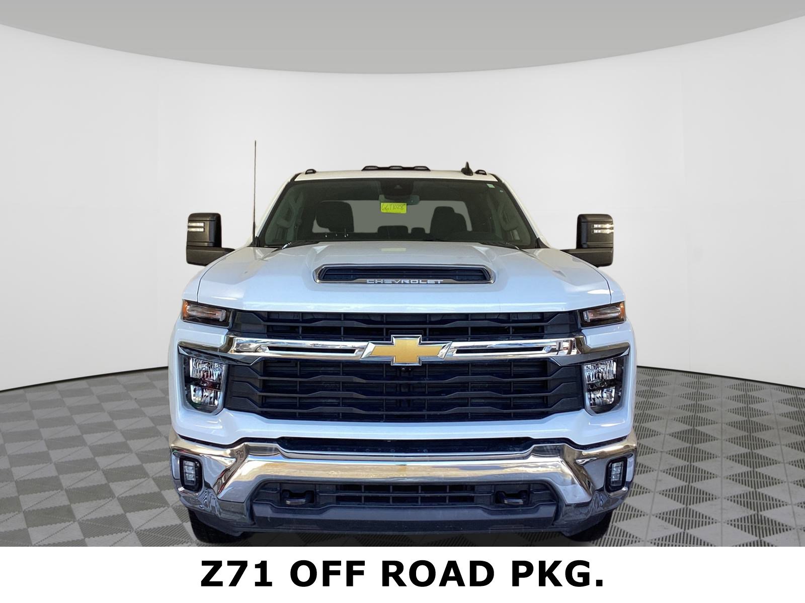 Used 2024 Chevrolet Silverado 3500 LT w/ All Star Edition image 2