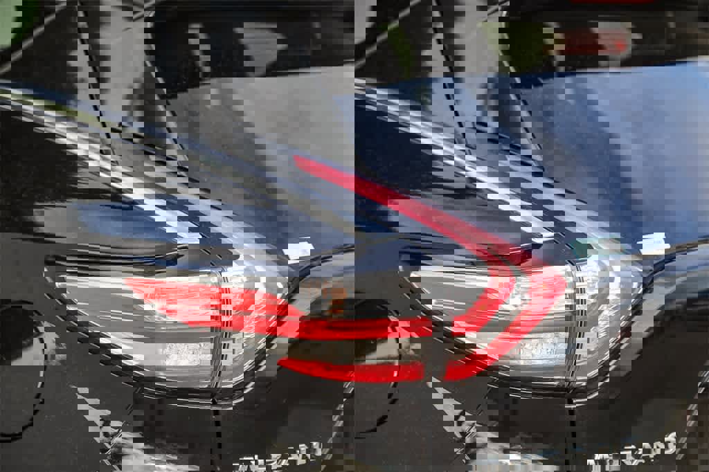 Used 2018 Nissan Murano SV image 8