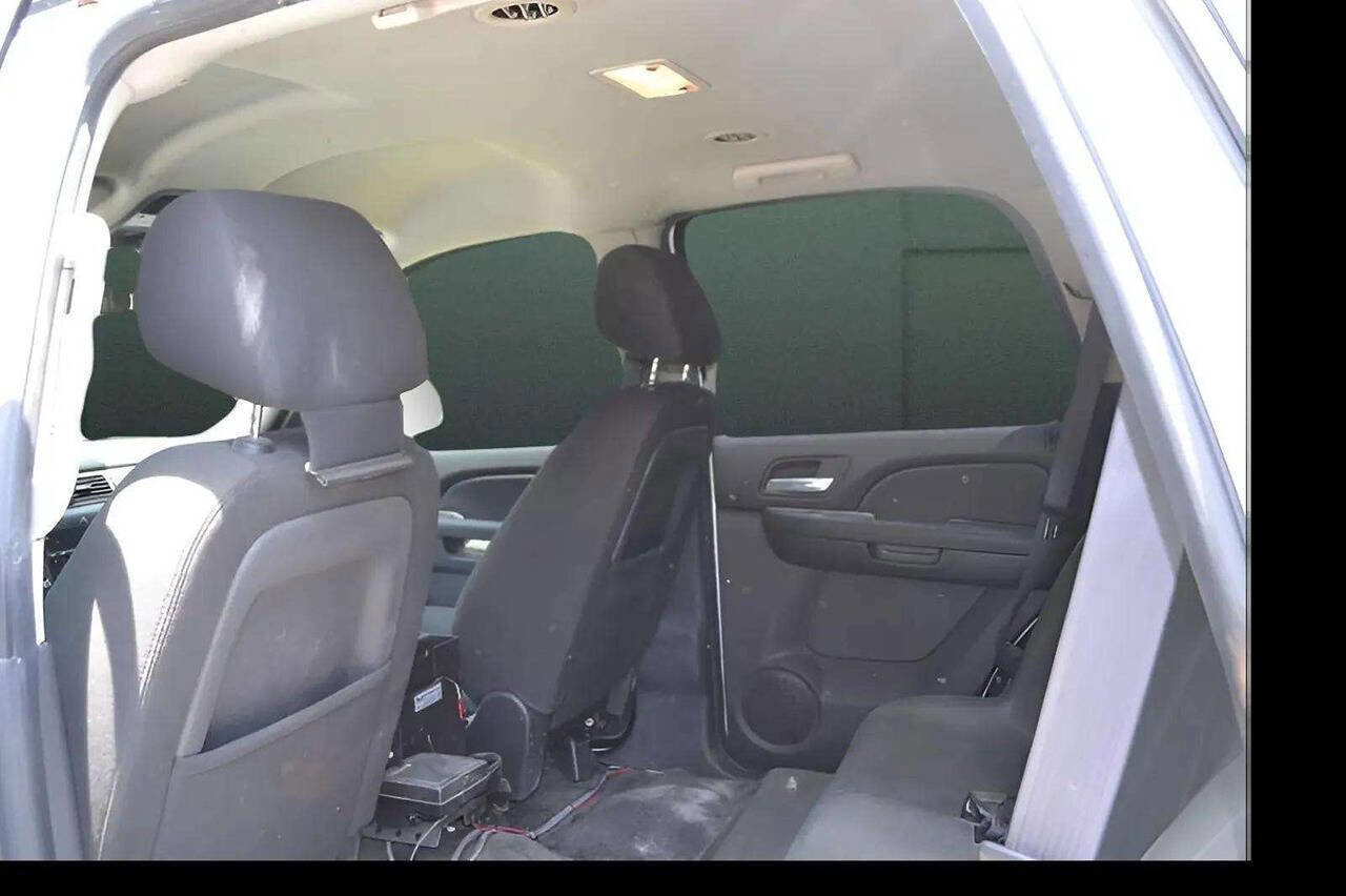 Used 2010 Chevrolet Tahoe LS w/ Interior Plus Package image 26