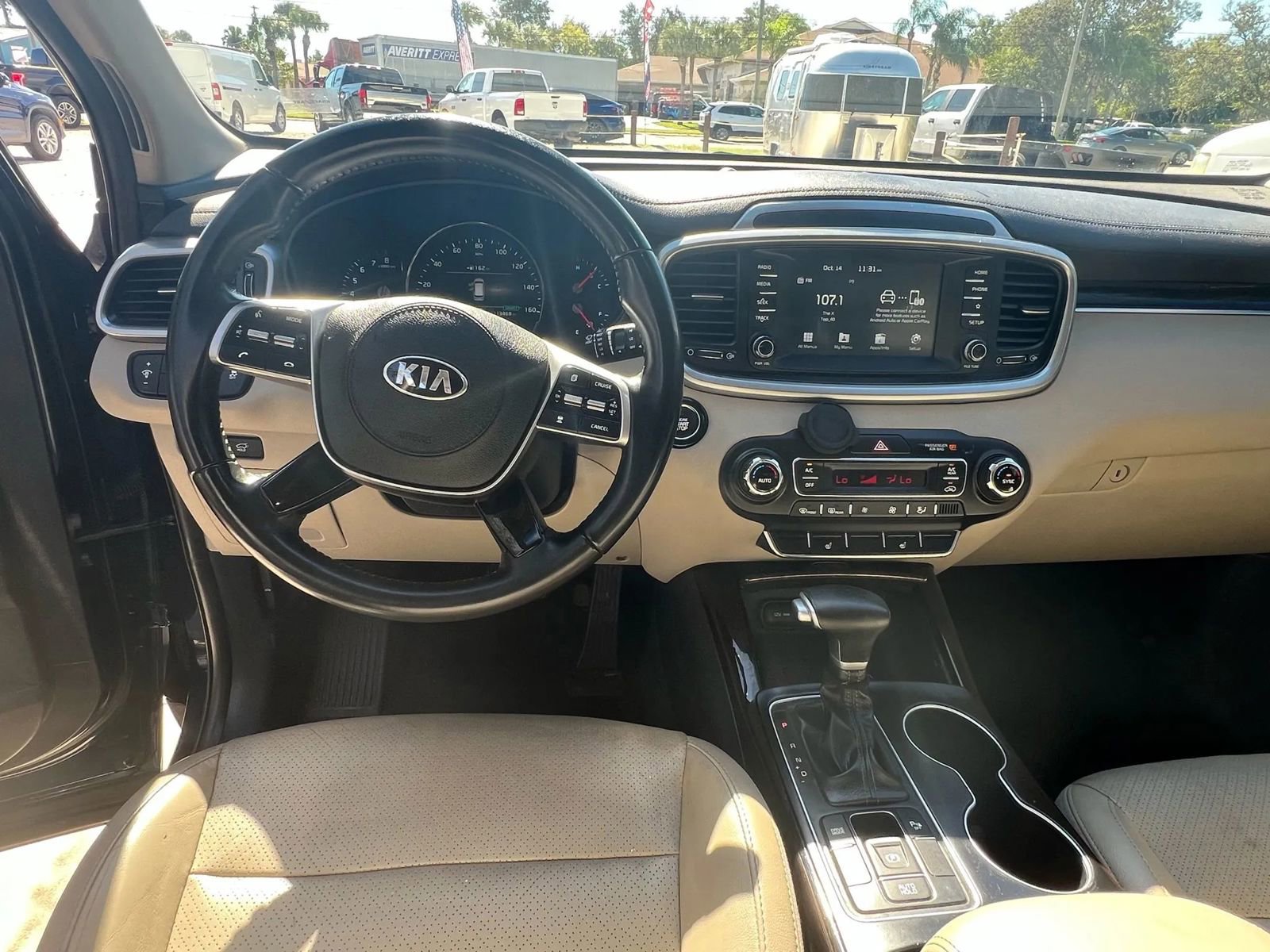 Used 2019 Kia Sorento EX image 14