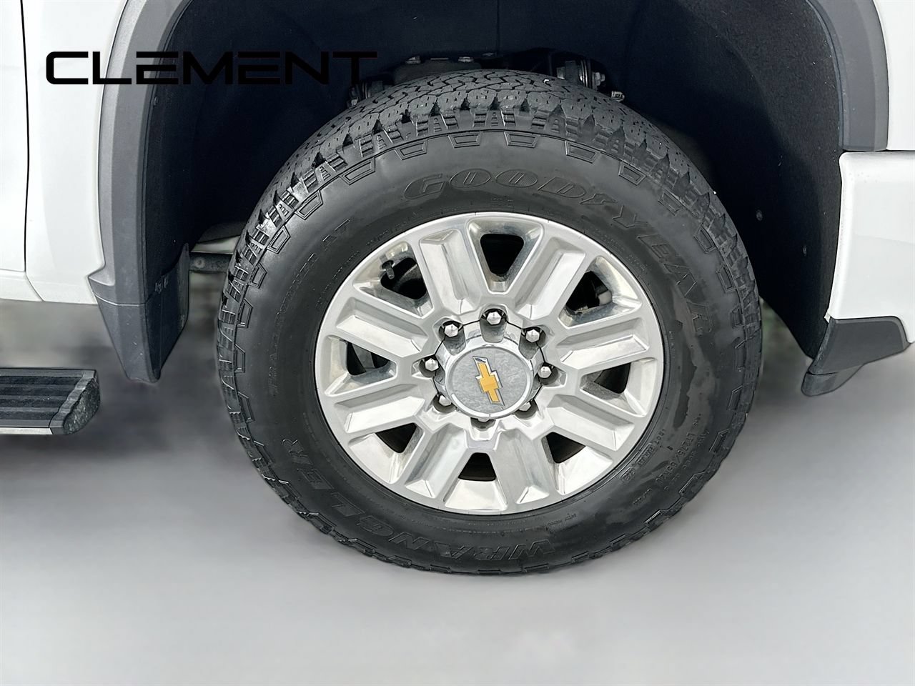 Used 2024 Chevrolet Silverado 2500 High Country w/ High Country Premium Package AWD/4WD image 38