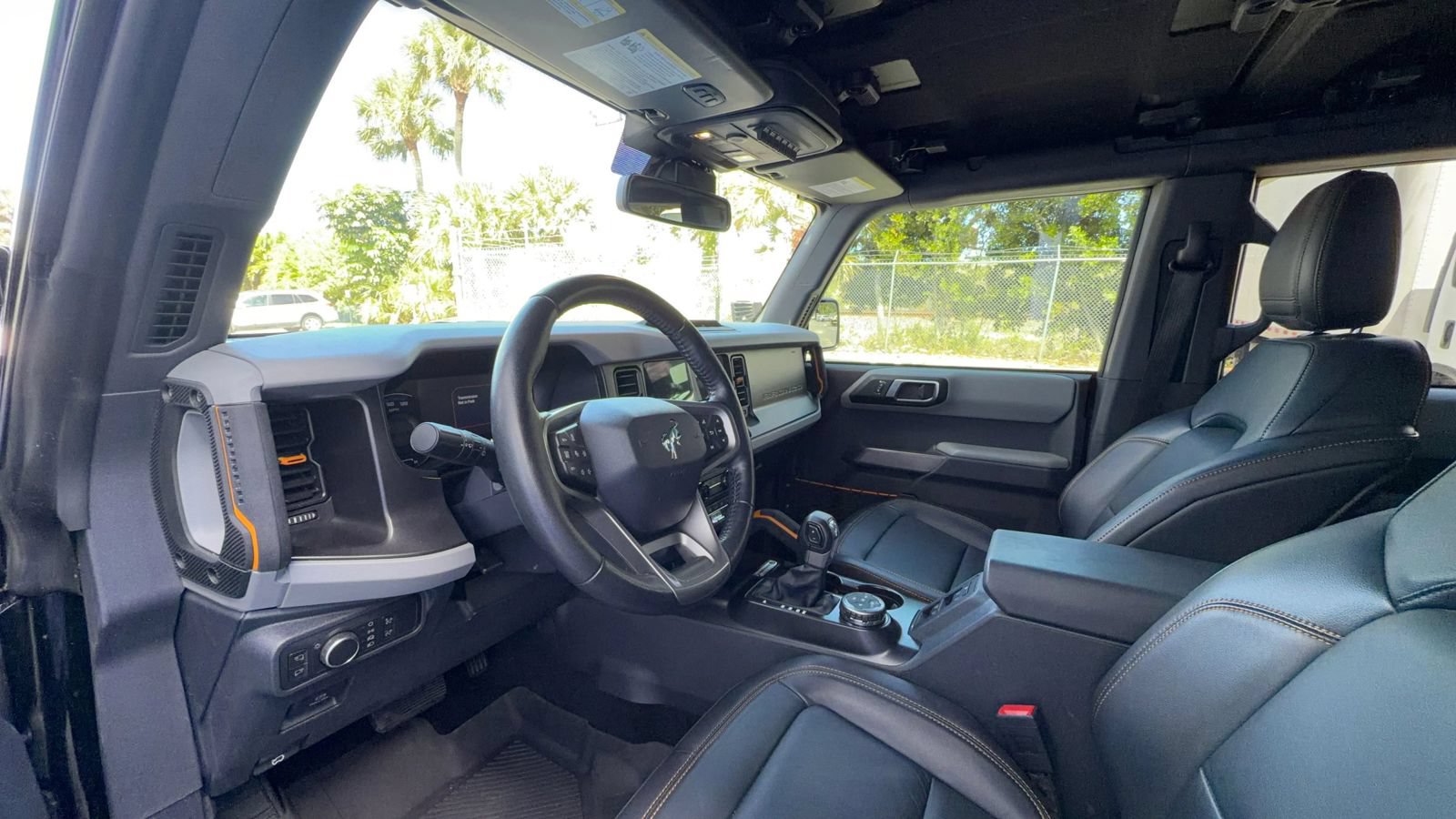 Used 2022 Ford Bronco Badlands AWD/4WD image 9
