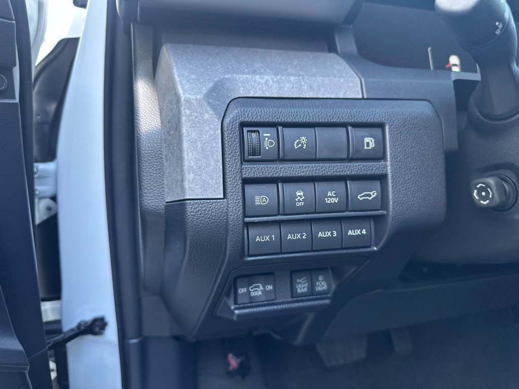 Used 2025 Toyota 4Runner Trailhunter AWD/4WD image 16