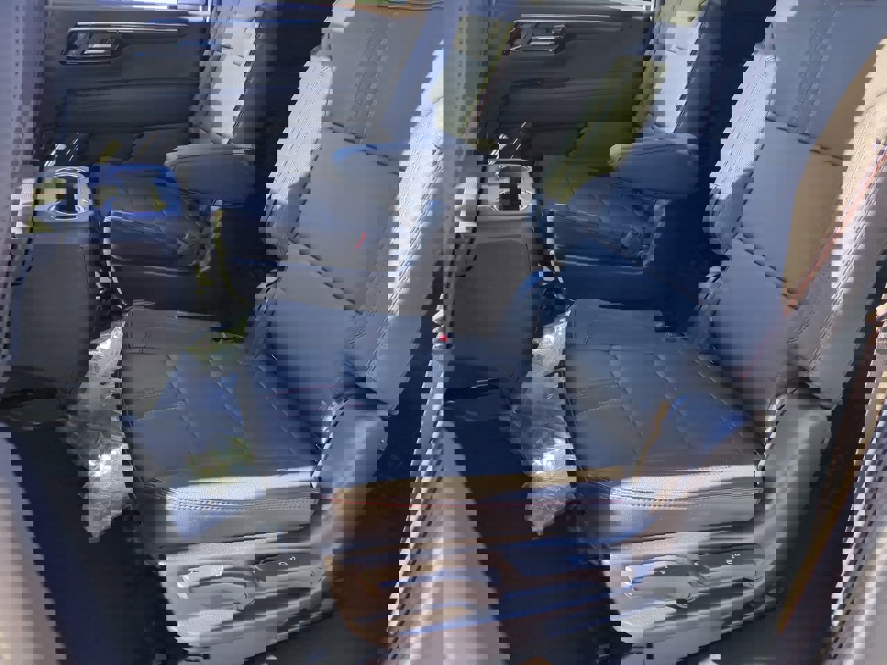 New 2026 Chevrolet Suburban RST image 86