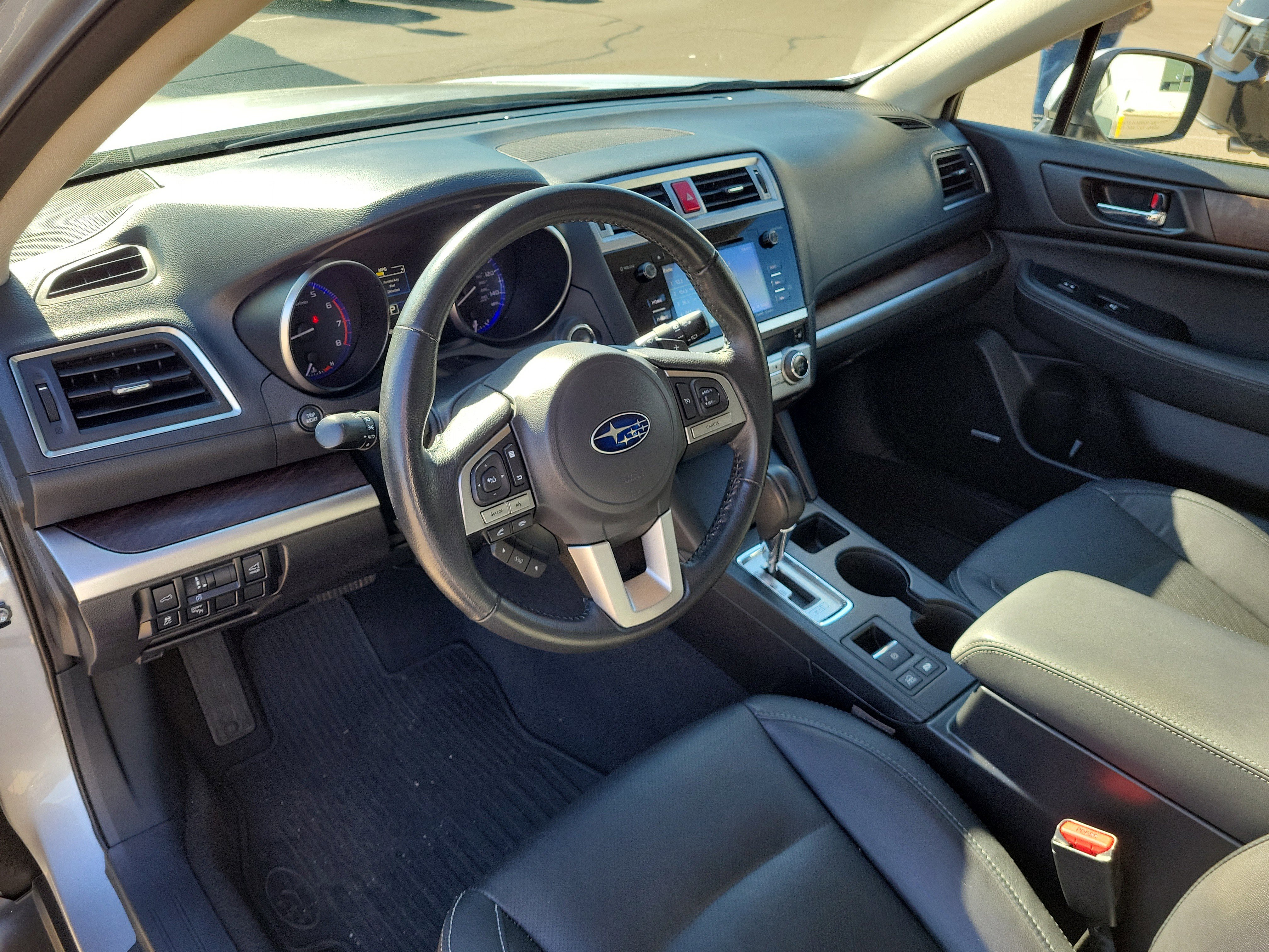 Used 2017 Subaru Outback 2.5i Limited w/ Popular Package #5 image 18