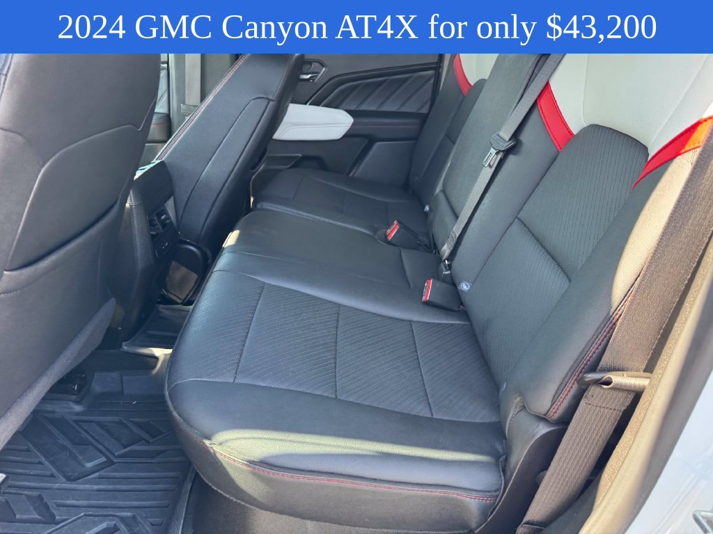 Used 2024 GMC Canyon AT4X AWD/4WD image 15