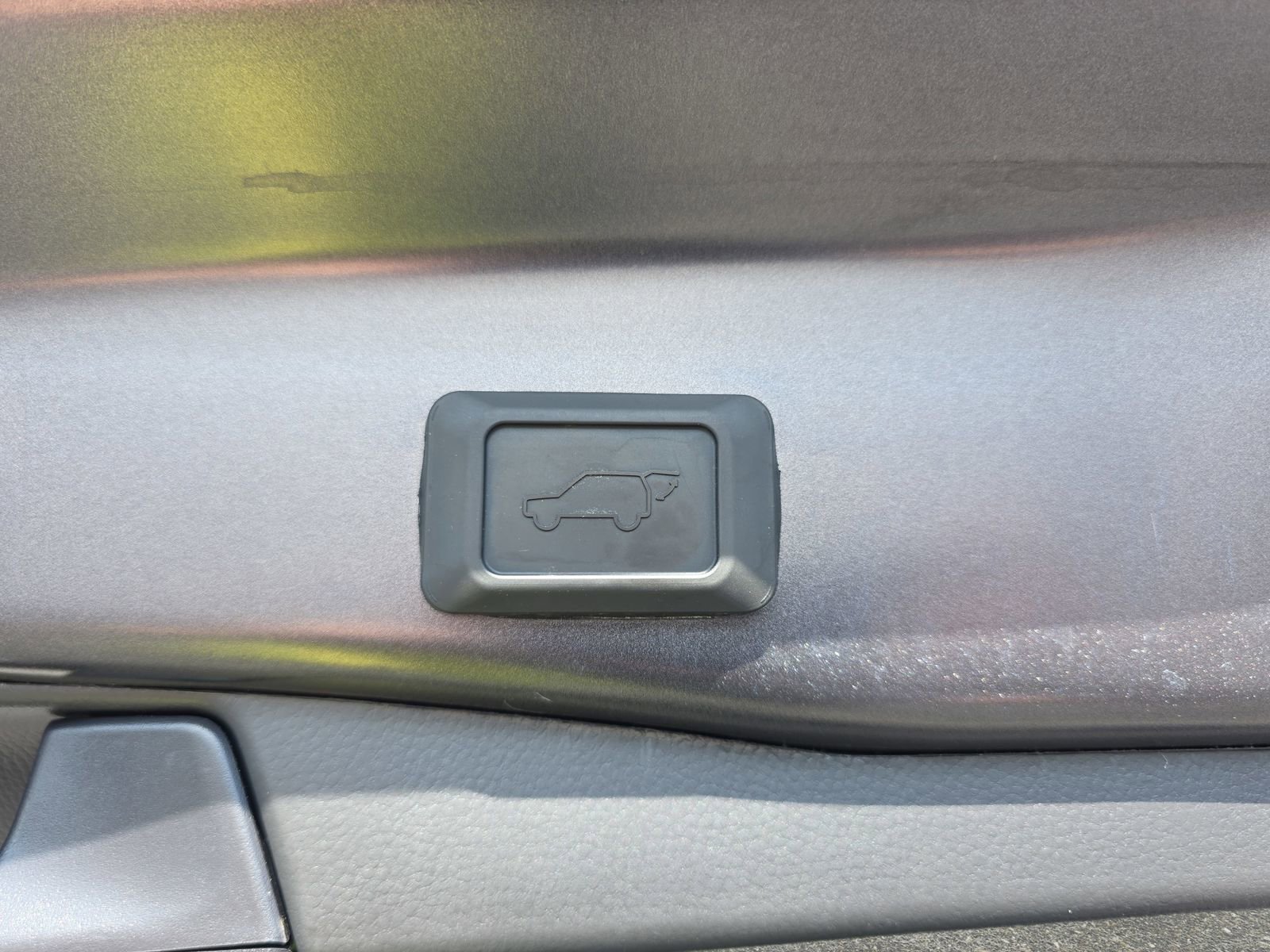 Used 2024 Toyota RAV4 XLE Premium image 13