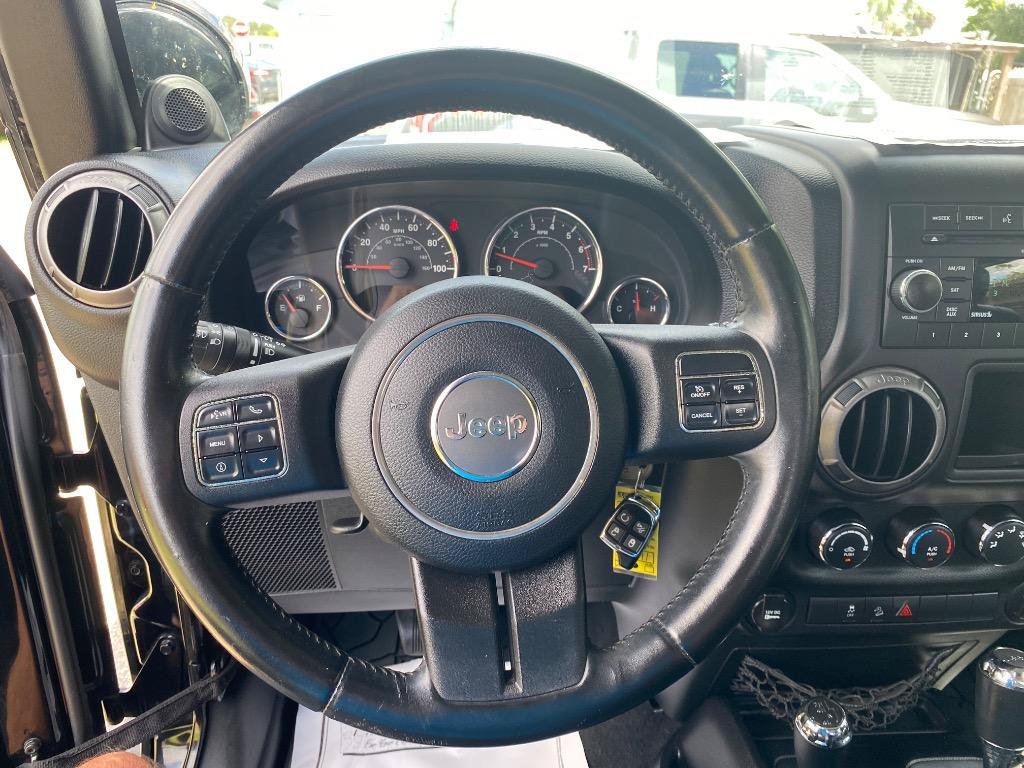 Used 2011 Jeep Wrangler Unlimited Sport AWD/4WD image 27