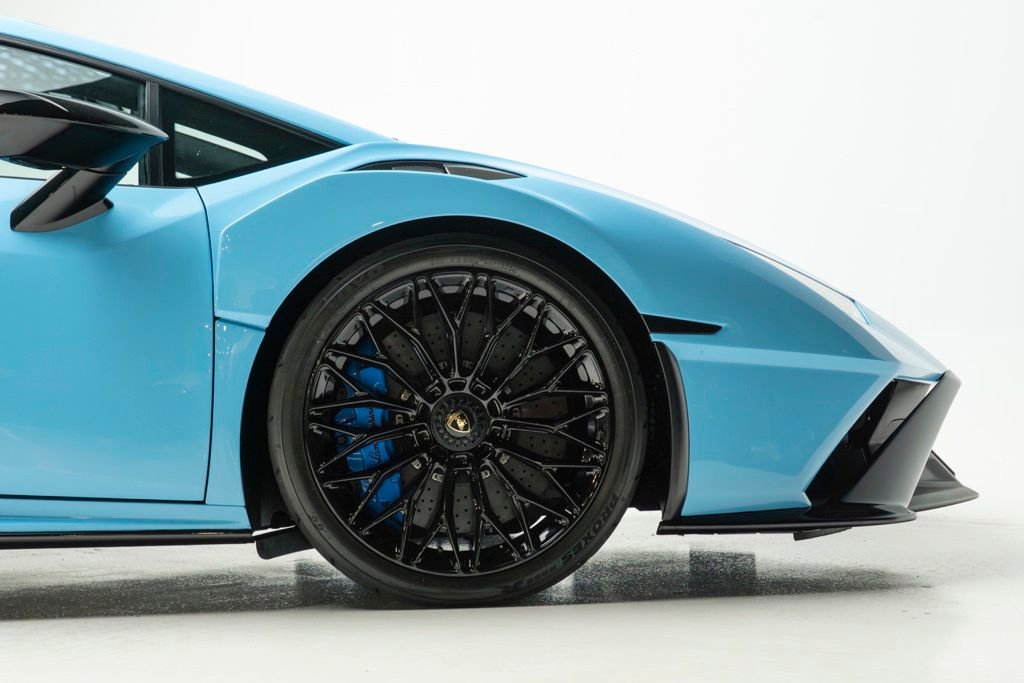 Used 2022 Lamborghini Huracan STO RWD image 66