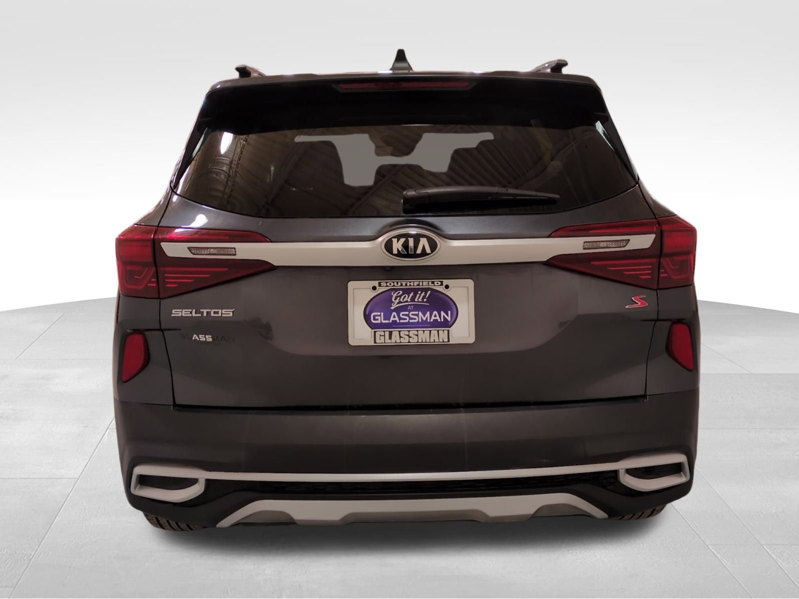 Certified 2021 Kia Seltos S image 6