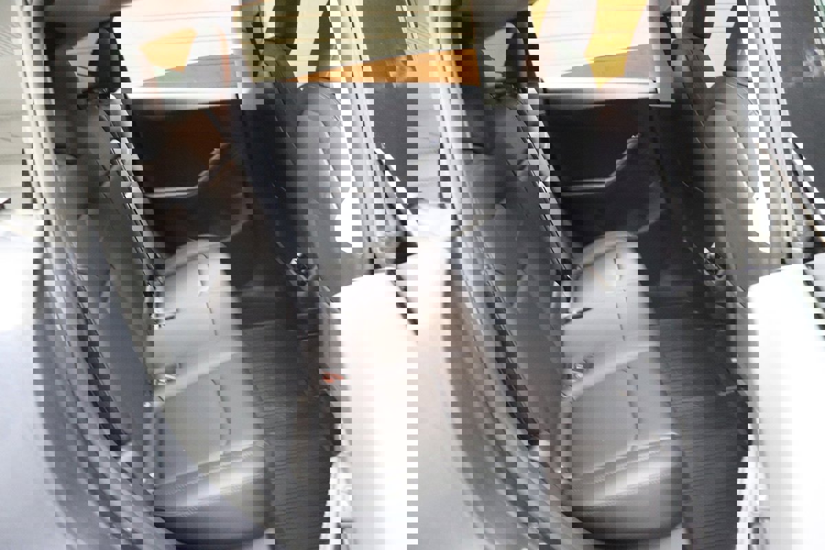 Used 2022 Tesla Model Y Performance image 76