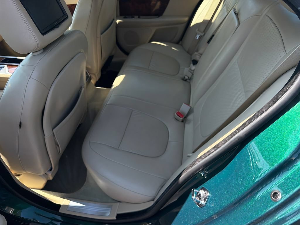Used 2009 Jaguar XF Supercharged RWD image 41