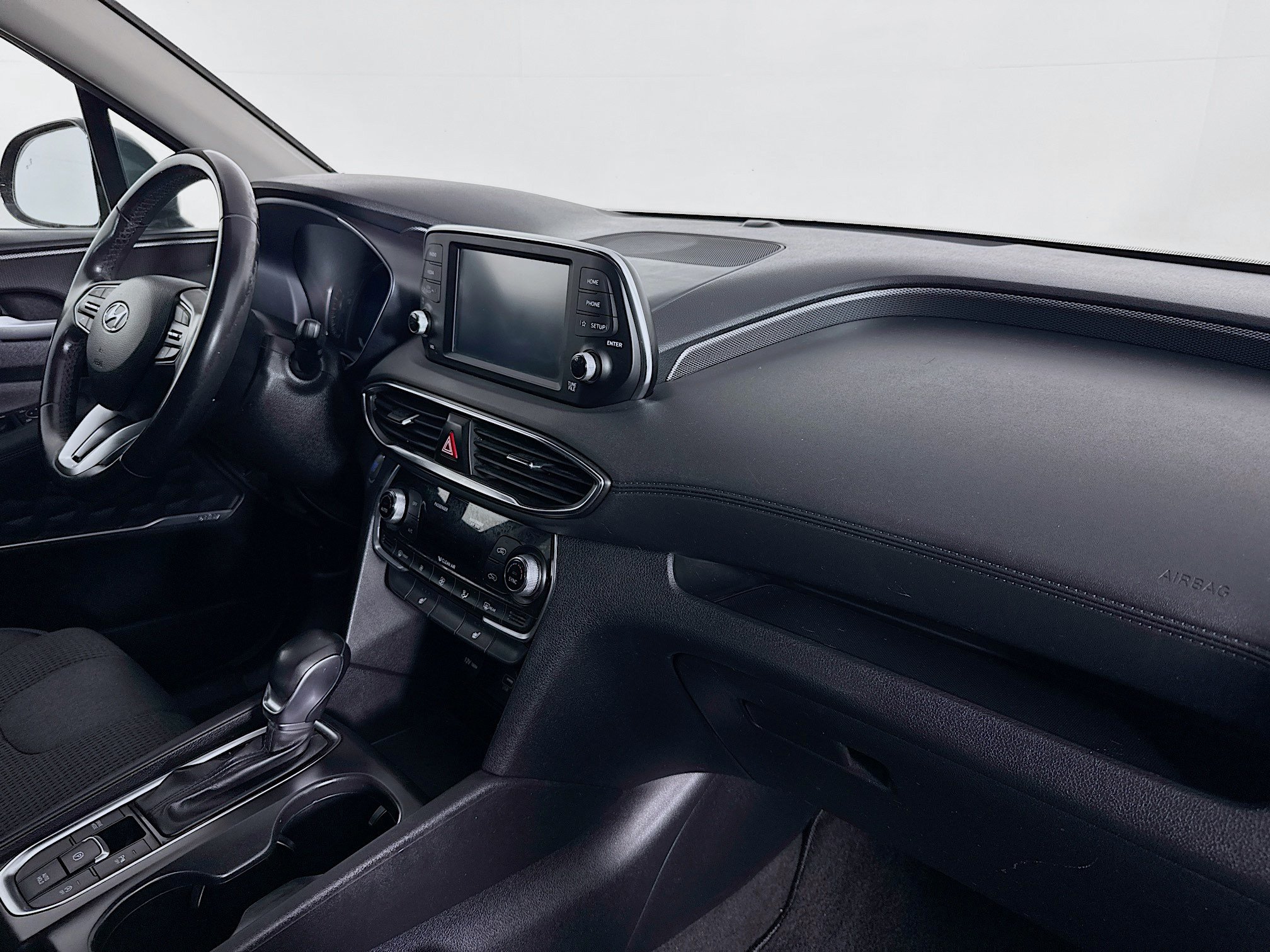 Used 2019 Hyundai Santa Fe SEL w/ Cargo Package FWD image 29